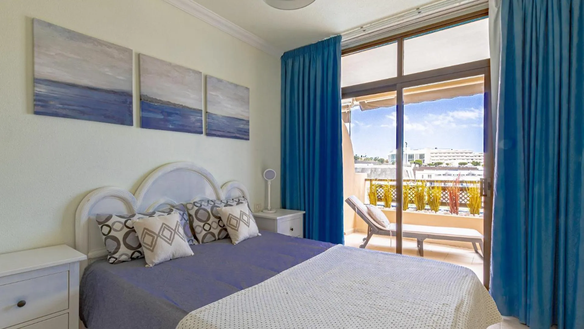 Sunset Vacation Home By Dream Homes Tenerife Puerto de Santiago  Apartamento Puerto de Santiago (Tenerife)